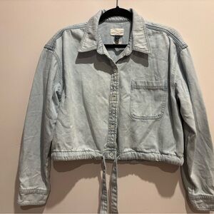 Universal Thread Light Wash Jean Jacket